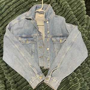 Top shop cropped frayed button up blue denim jean jacket
